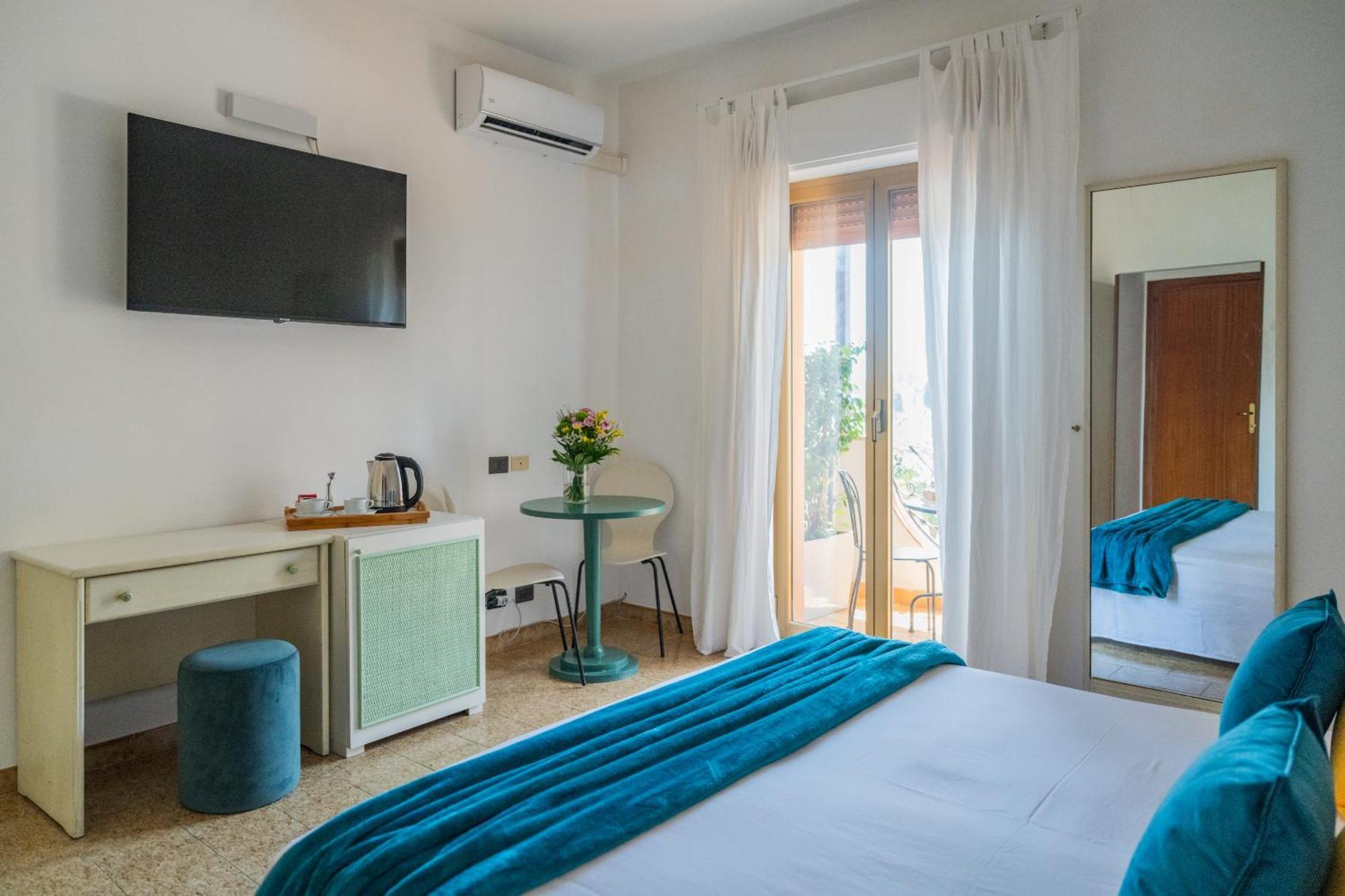 Casa Pertosa Bed & Breakfast Taormina Exterior photo
