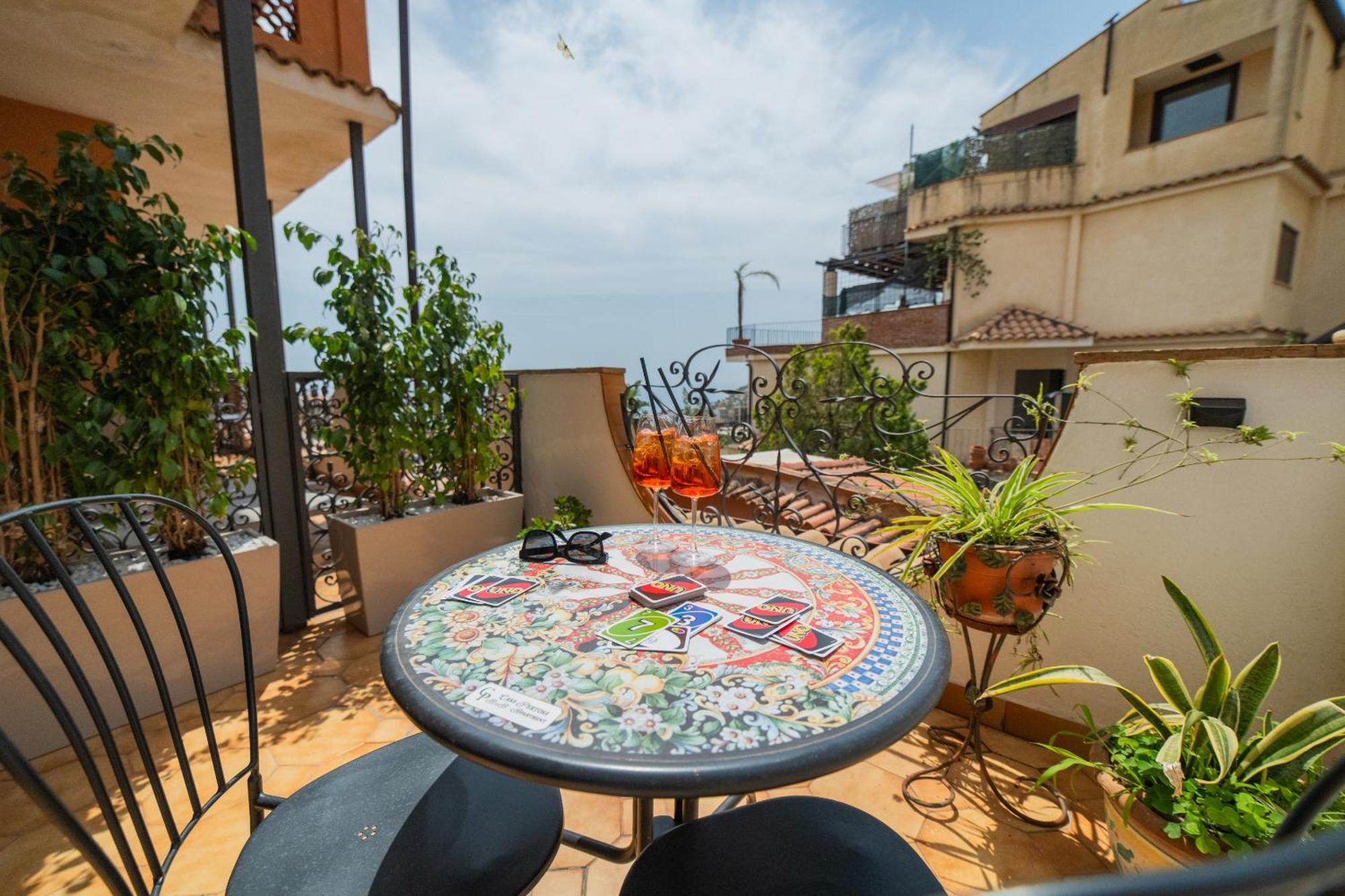 Casa Pertosa Bed & Breakfast Taormina Exterior photo